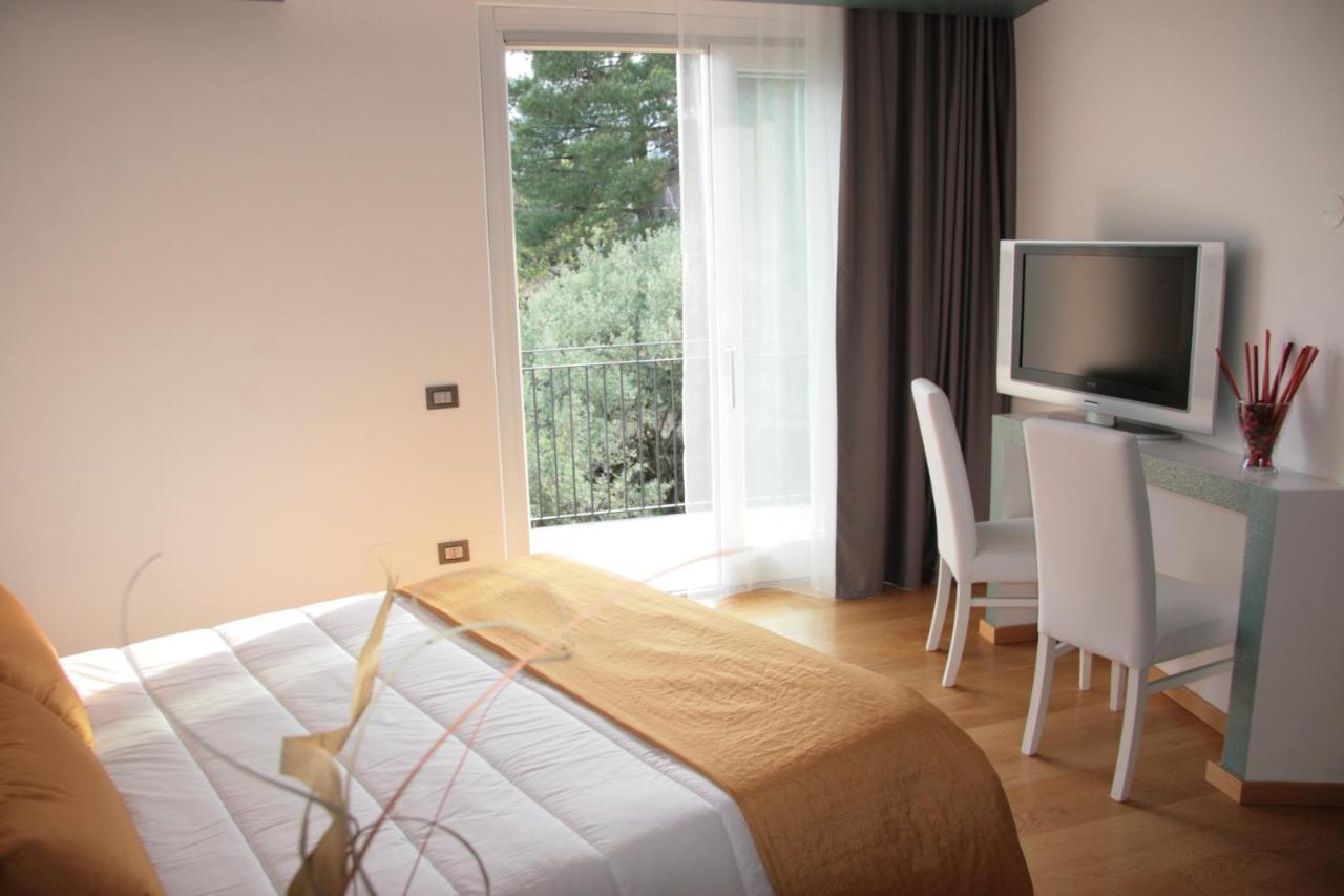 Mareneve Resort Linguaglossa Zewnętrze zdjęcie